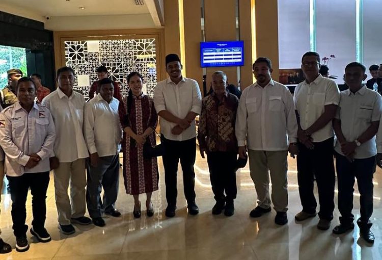 Dampingi Gubernur Sumut, Bunda Yin Hadiri Pelantikan DPD IKANAS Sumut